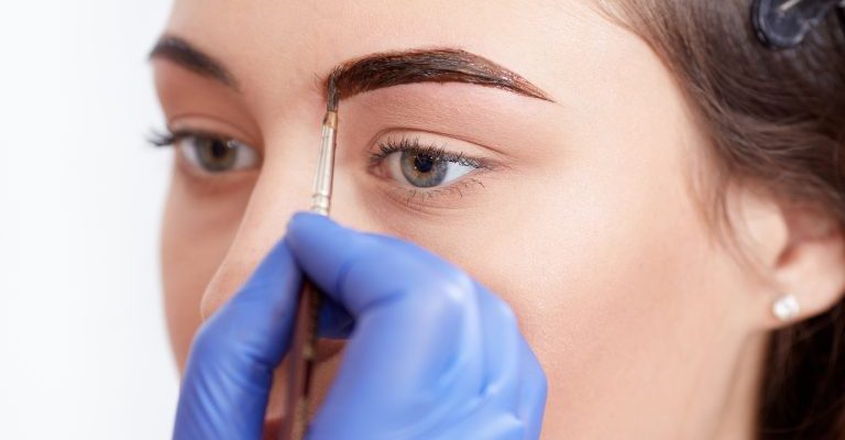 what is a Microblading eyebrow