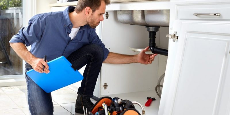 Reasons to Hire a Licensed Plumber in London