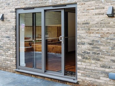 aluminium sliding doors manufacturers
